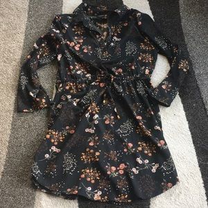 😎 Cute flower dress with elastic waist and tie